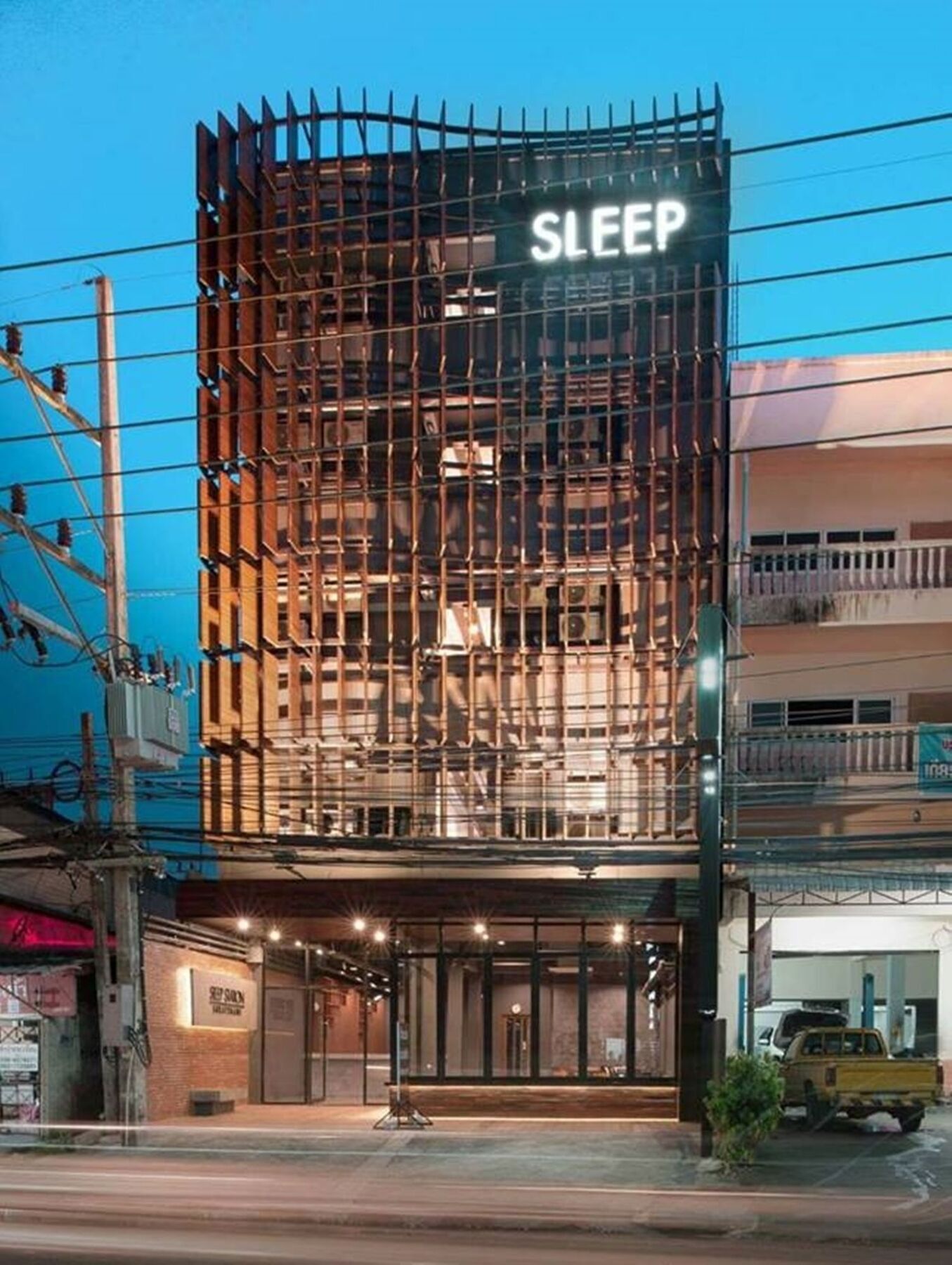 Sleep Station Hotel Surat Thani Exterior photo